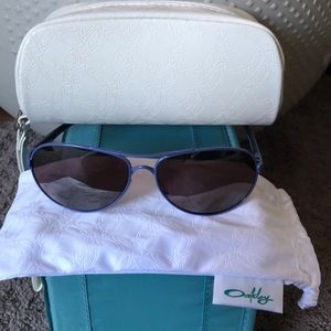 Oakley sunglassses